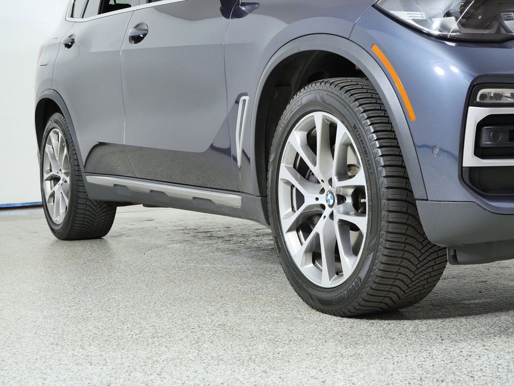 Thumbnail: 2020 BMW X5 - 6