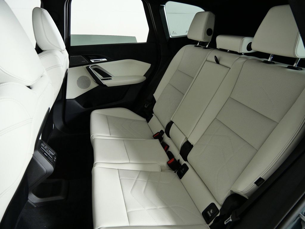 Thumbnail: 2026 BMW X1 - 30