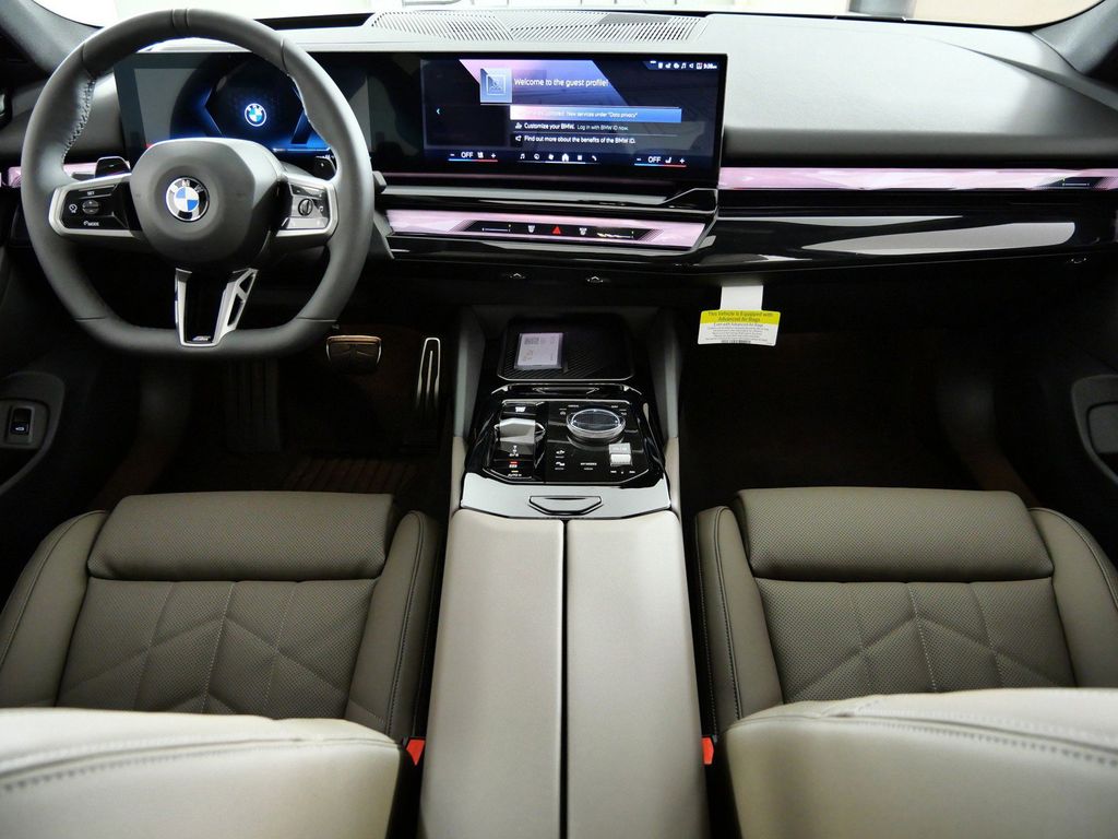 Thumbnail: 2026 BMW 5 Series - 5