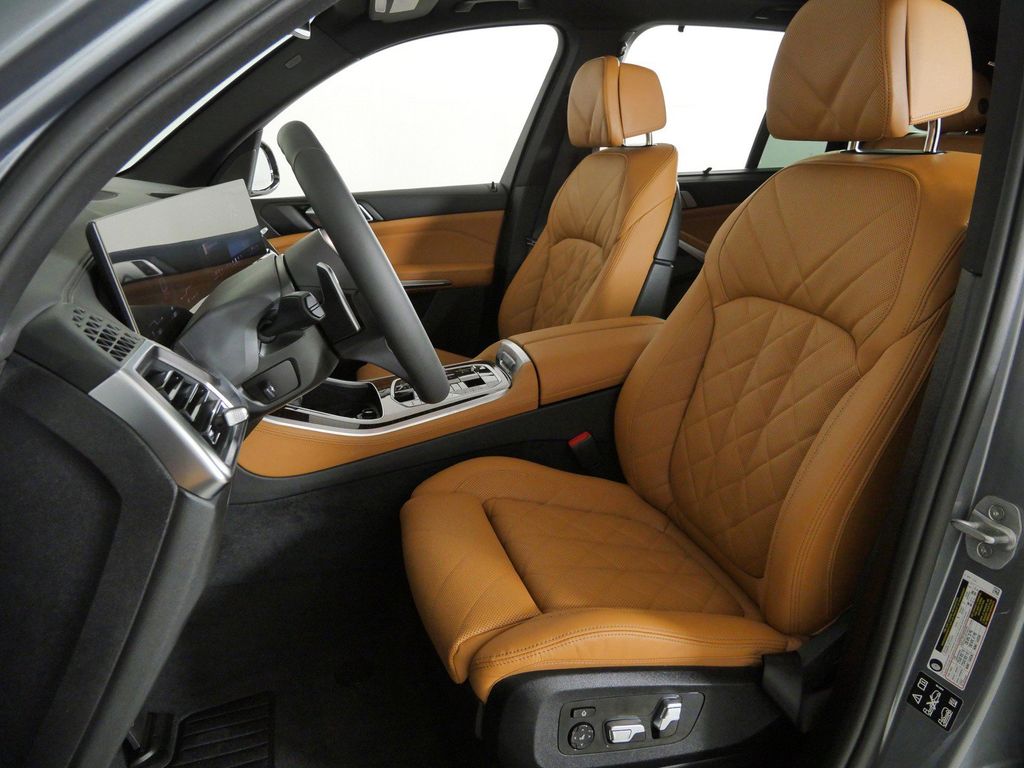 Thumbnail: 2026 BMW X5 - 36