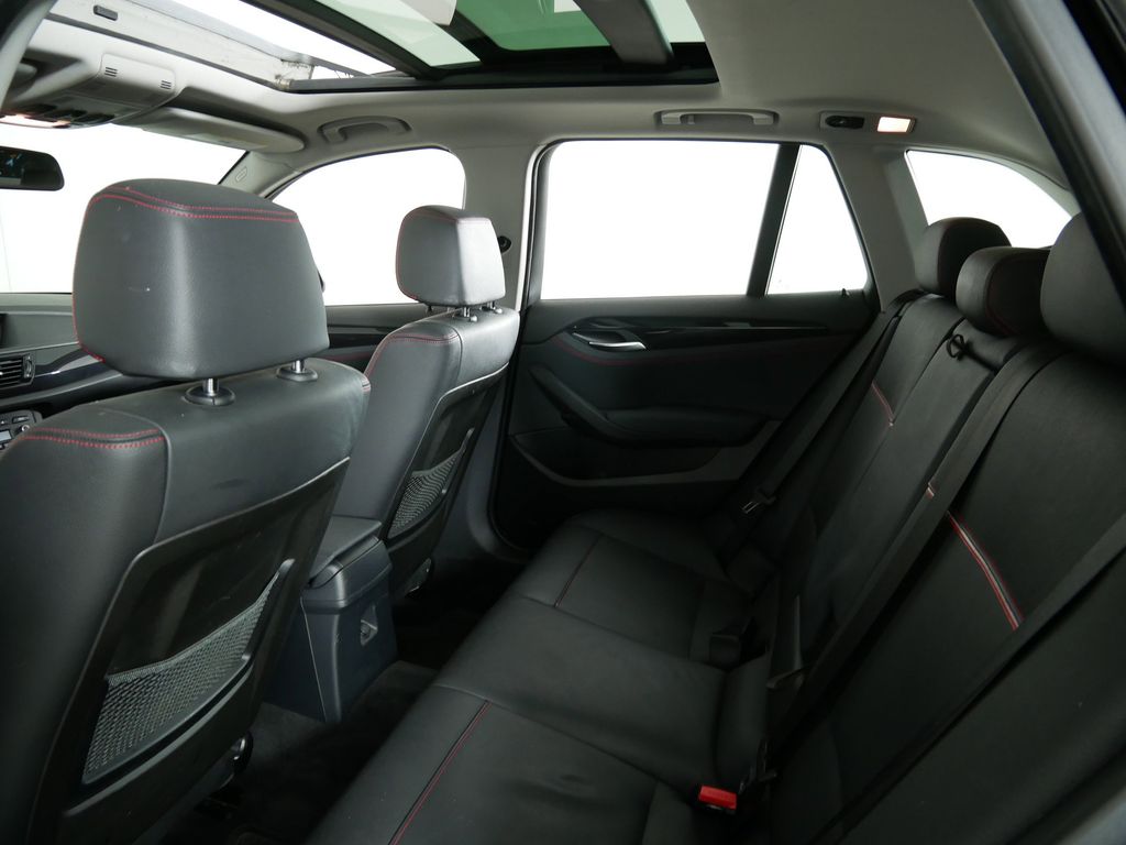 Thumbnail: 2014 BMW X1 - 26