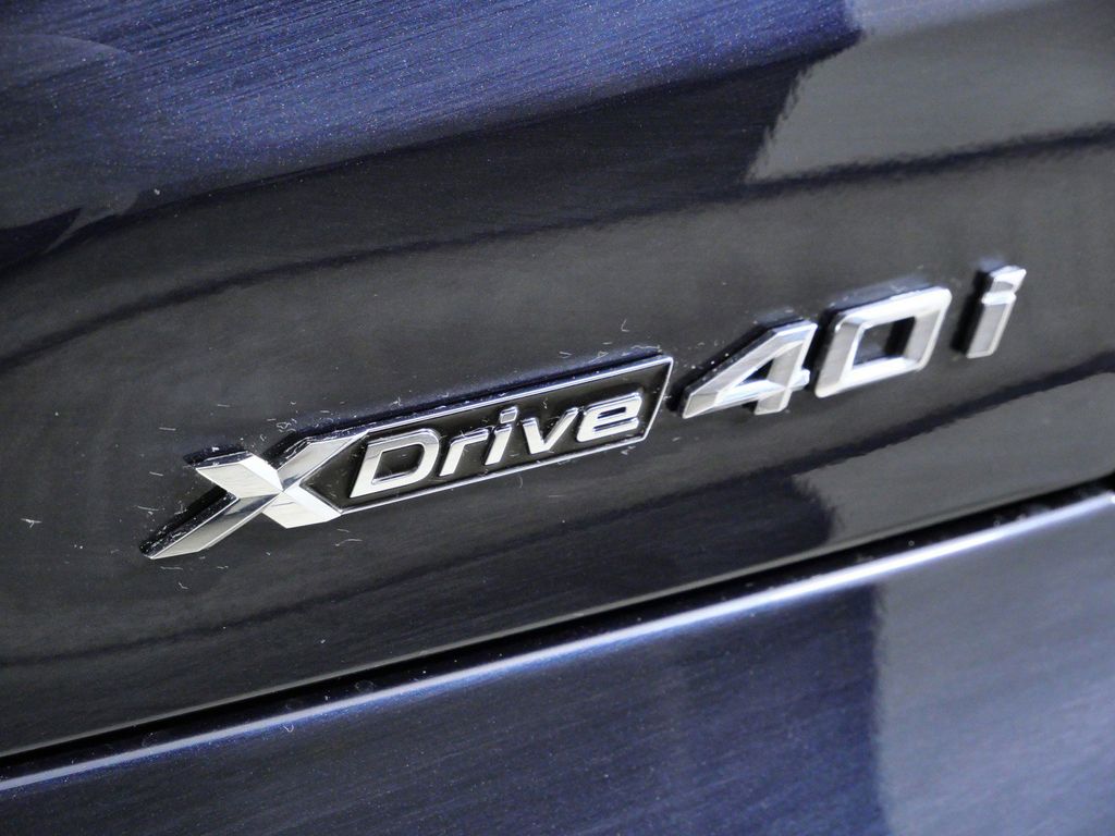 Thumbnail: 2026 BMW X5 - 12