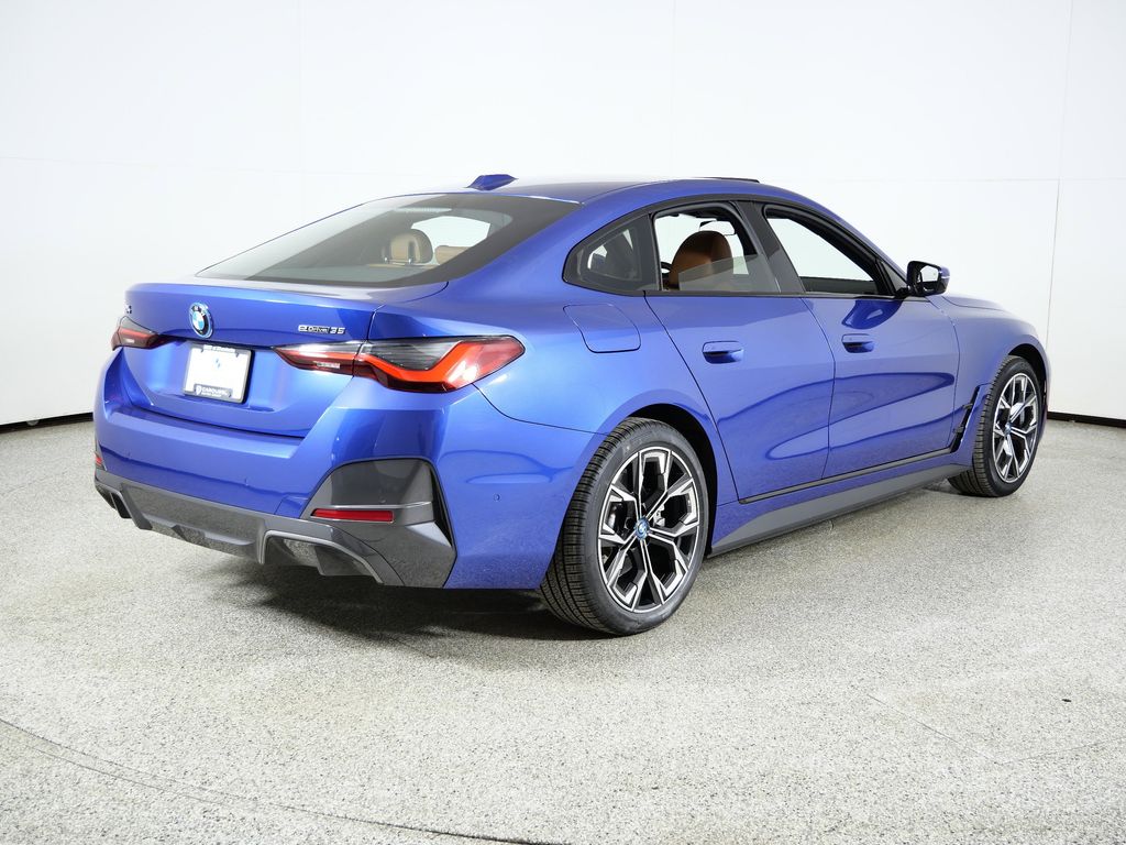 Thumbnail: 2024 BMW i4 - 11