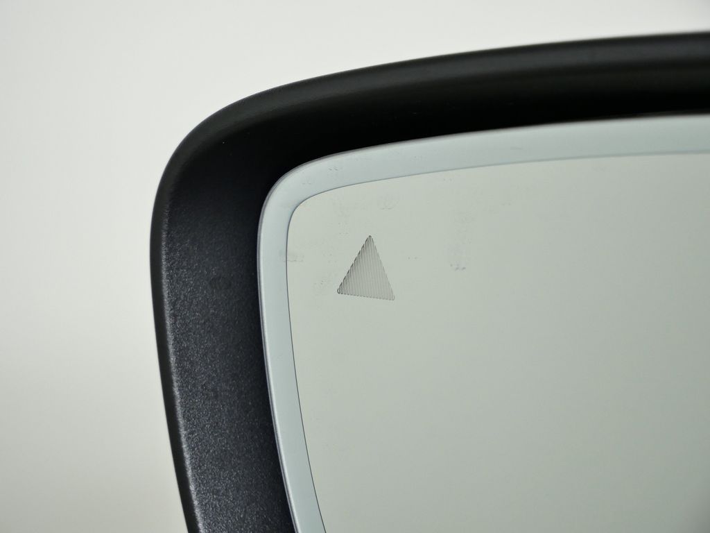 Thumbnail: 2026 BMW 3 Series - 36