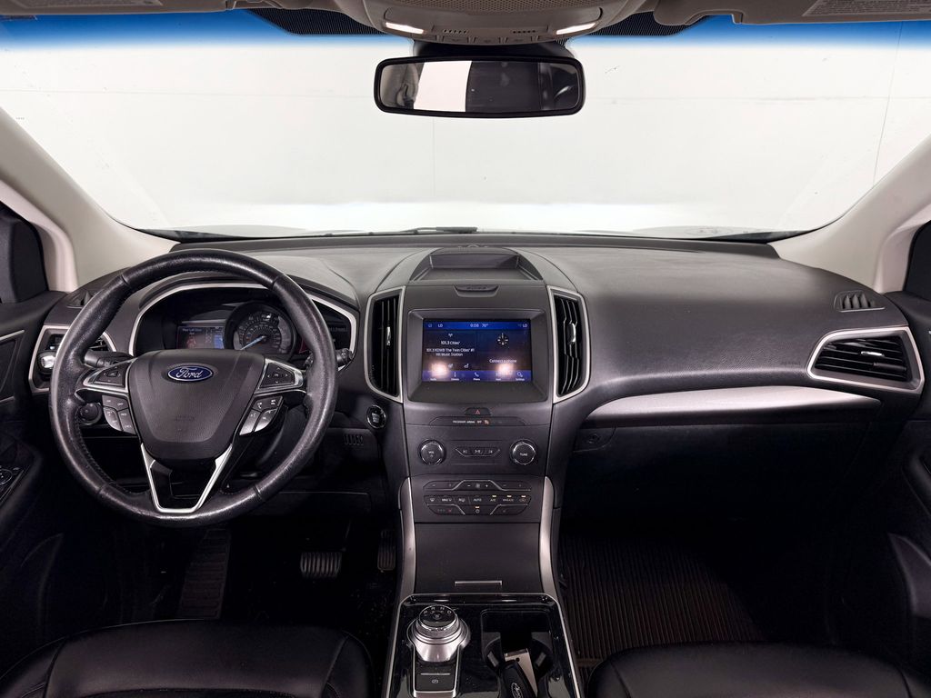 Thumbnail: 2020 Ford Edge - 8