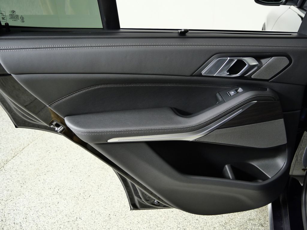 Thumbnail: 2026 BMW X5 - 31