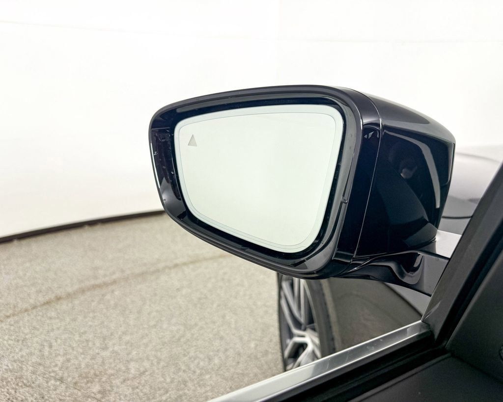 Thumbnail: 2025 BMW 4 Series - 37