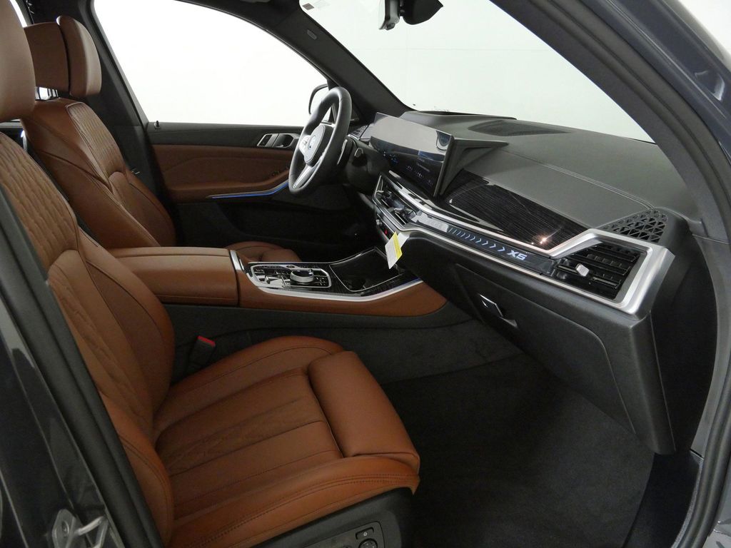 Thumbnail: 2026 BMW X5 - 20