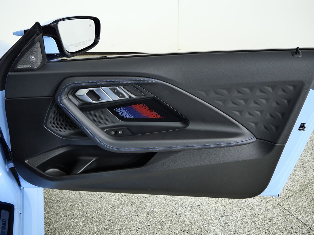 Thumbnail: 2023 BMW M2 - 18