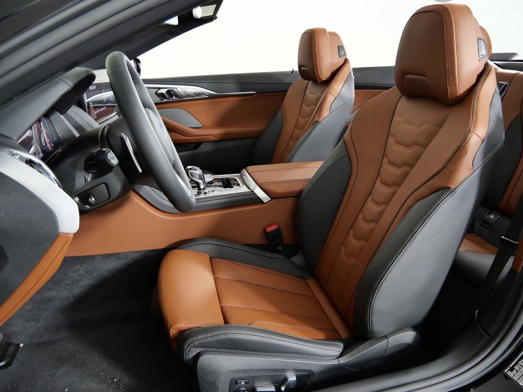 Thumbnail: 2026 BMW 8 Series - 33