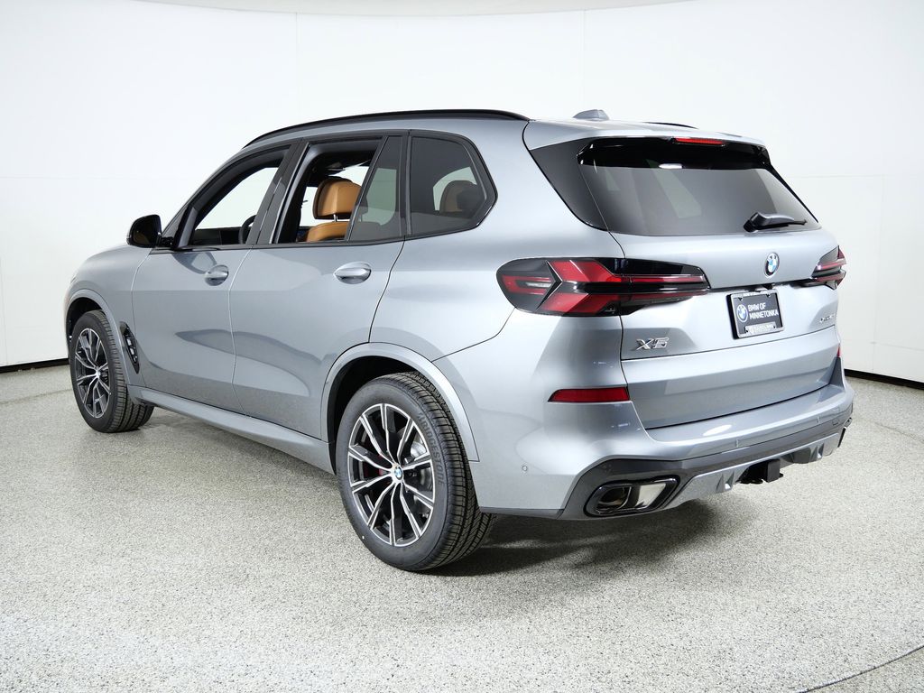 Thumbnail: 2026 BMW X5 - 14