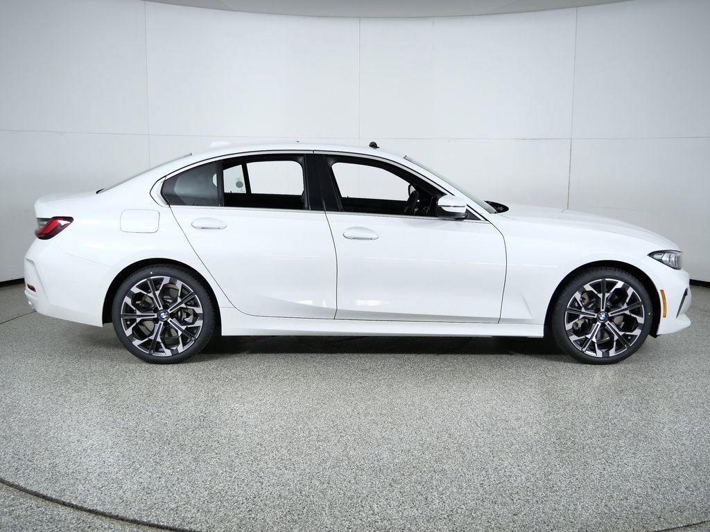 Thumbnail: 2026 BMW 3 Series - 10