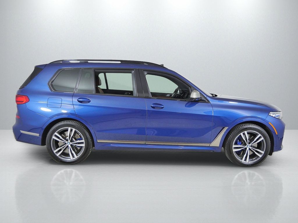 Thumbnail: 2021 BMW X7 - 9