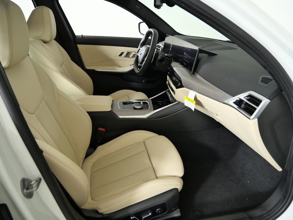 Thumbnail: 2026 BMW 3 Series - 22