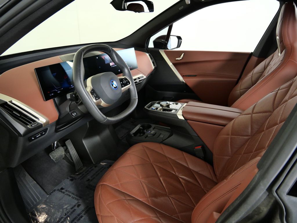 Thumbnail: 2023 BMW iX - 38