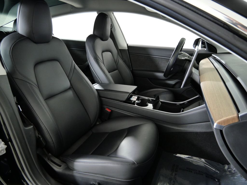 Thumbnail: 2018 Tesla Model 3 - 22