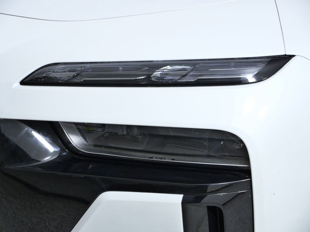 Thumbnail: 2026 BMW 7 Series - 3