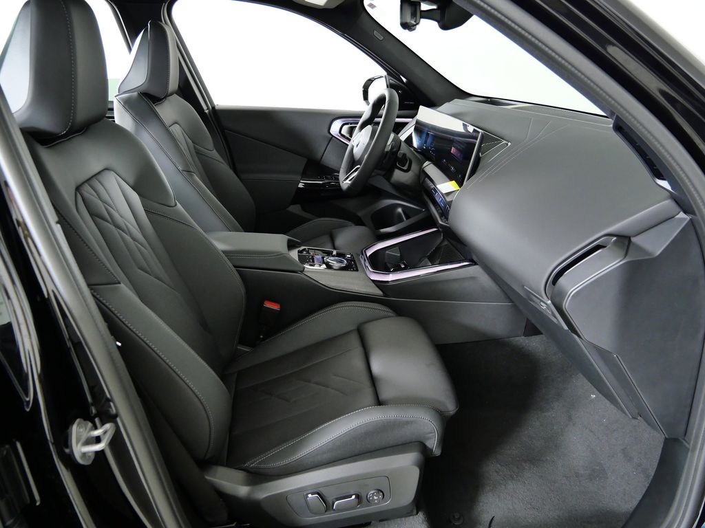 Thumbnail: 2026 BMW X3 - 21