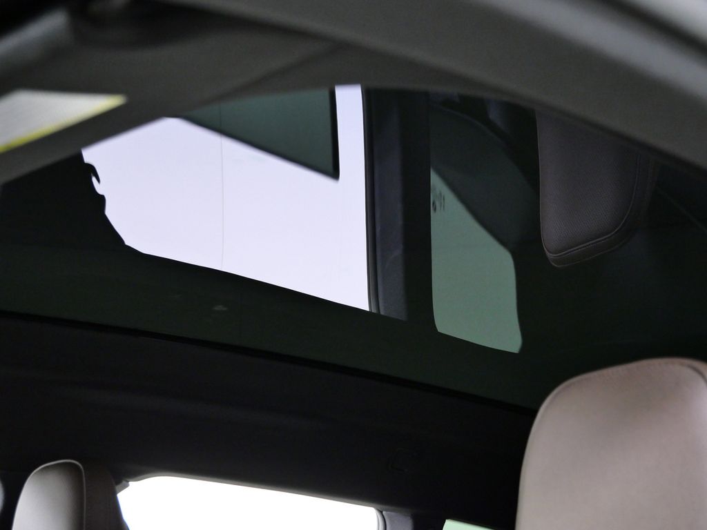 Thumbnail: 2025 BMW iX - 23