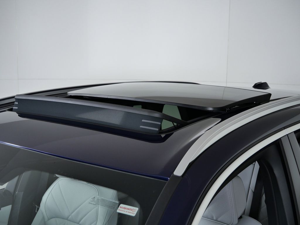 Thumbnail: 2026 BMW X5 - 18