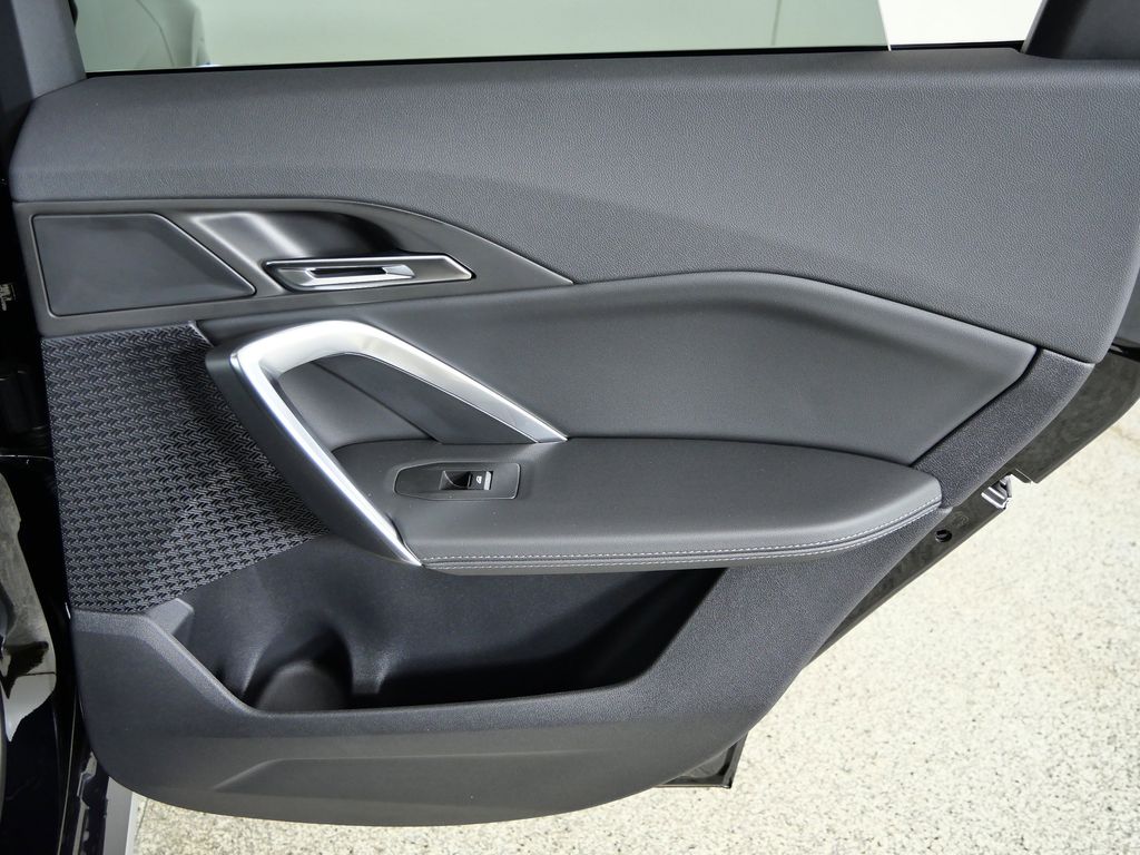 Thumbnail: 2026 BMW X1 - 23