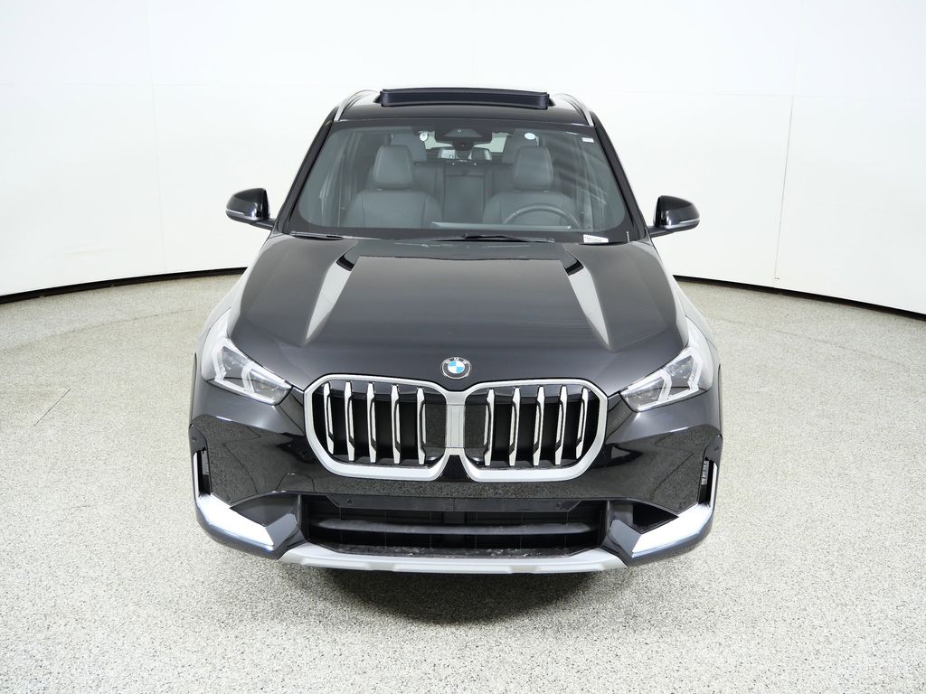 Thumbnail: 2026 BMW X1 - 16