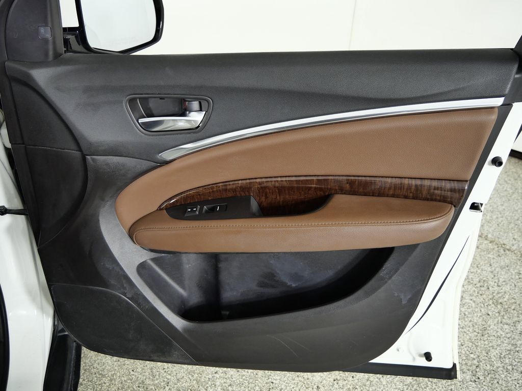 Thumbnail: 2017 Acura MDX - 20