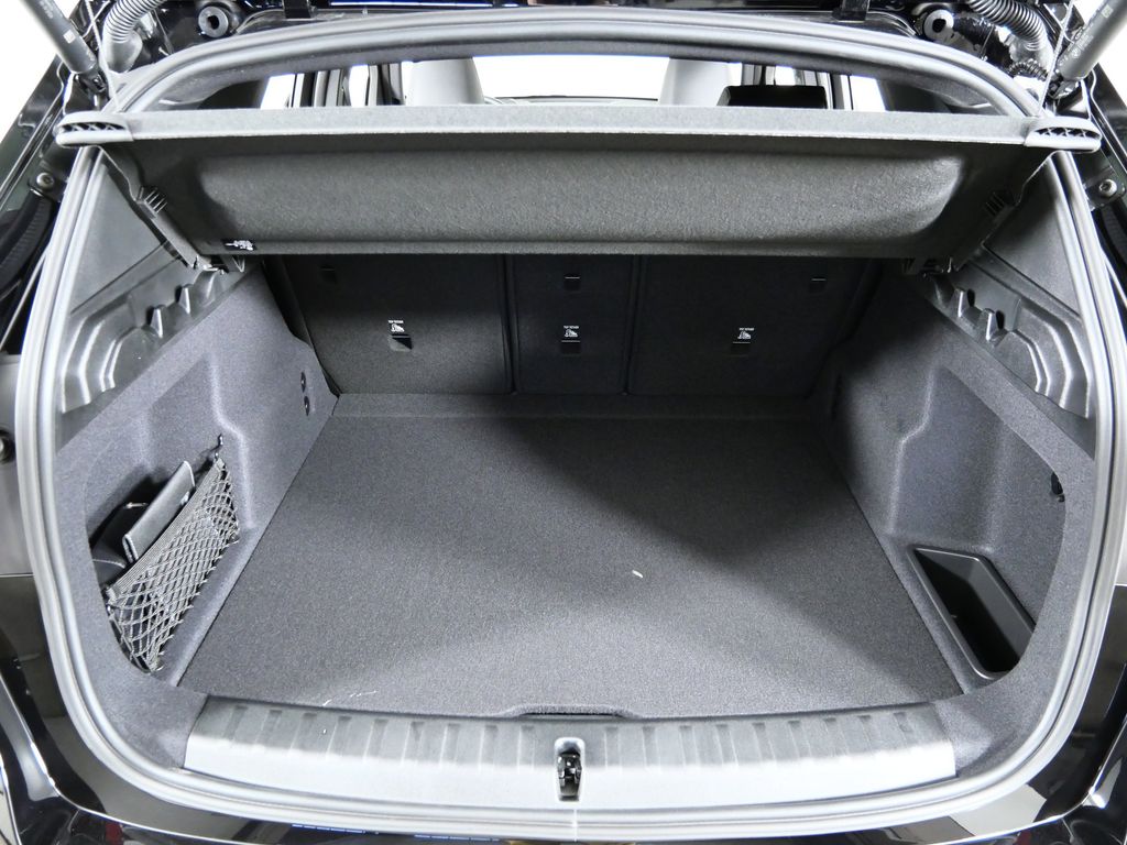 Thumbnail: 2026 BMW X1 - 26