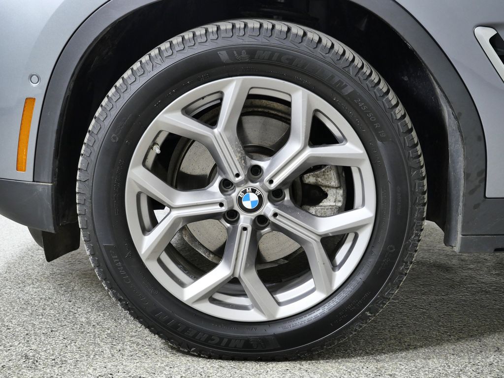 Thumbnail: 2023 BMW X3 - 18