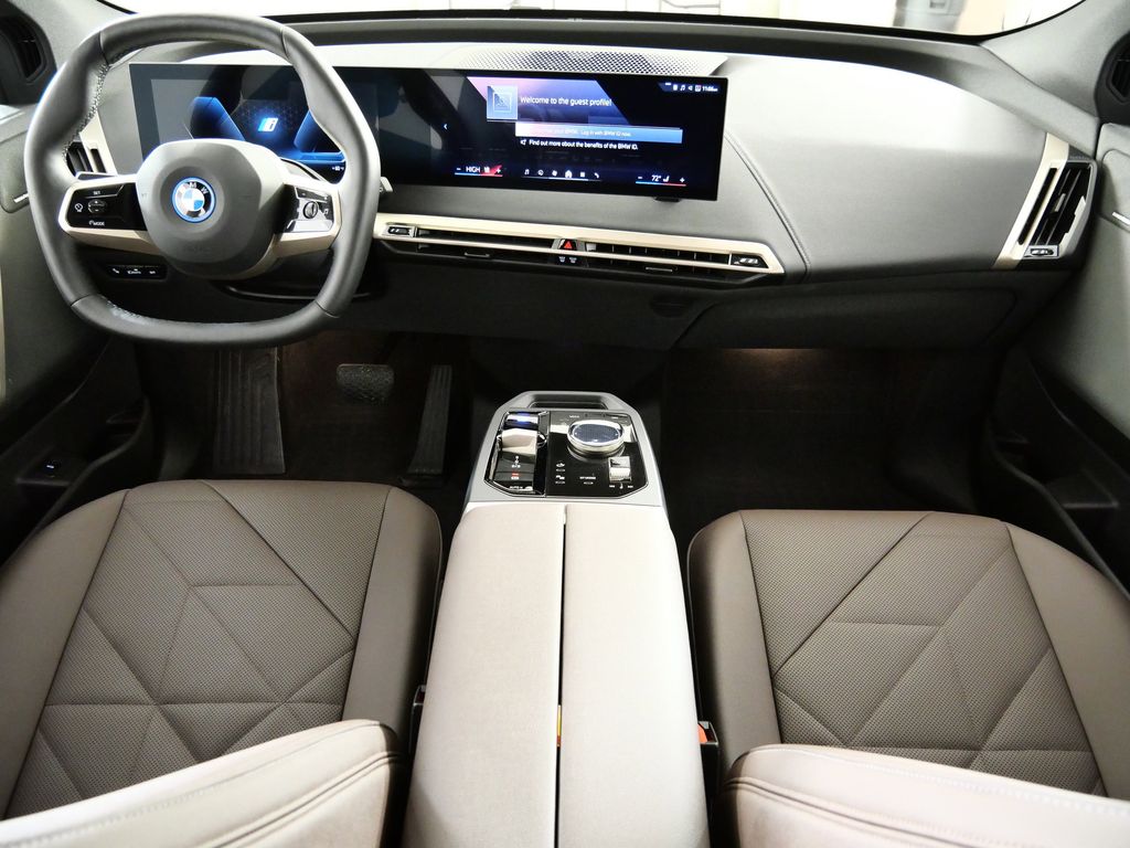 Thumbnail: 2025 BMW iX - 6