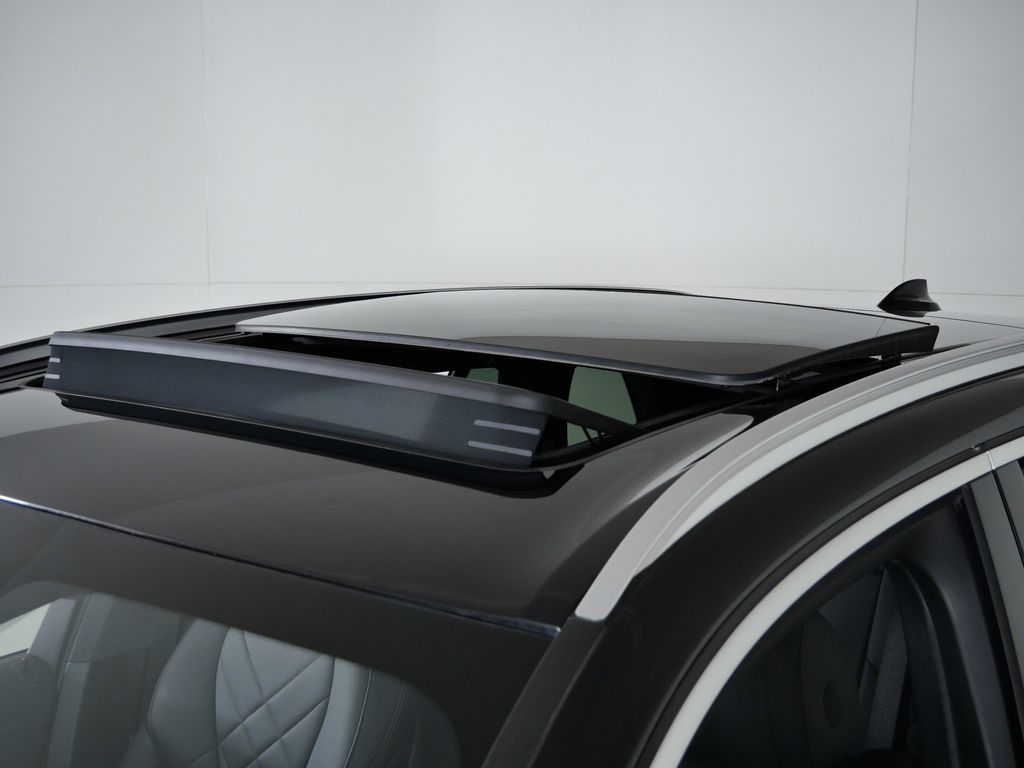 Thumbnail: 2023 BMW X5 - 19