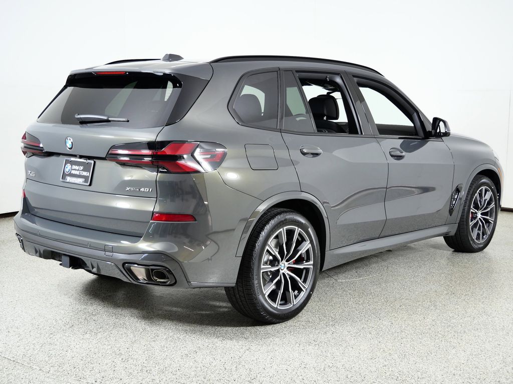 Thumbnail: 2026 BMW X5 - 9