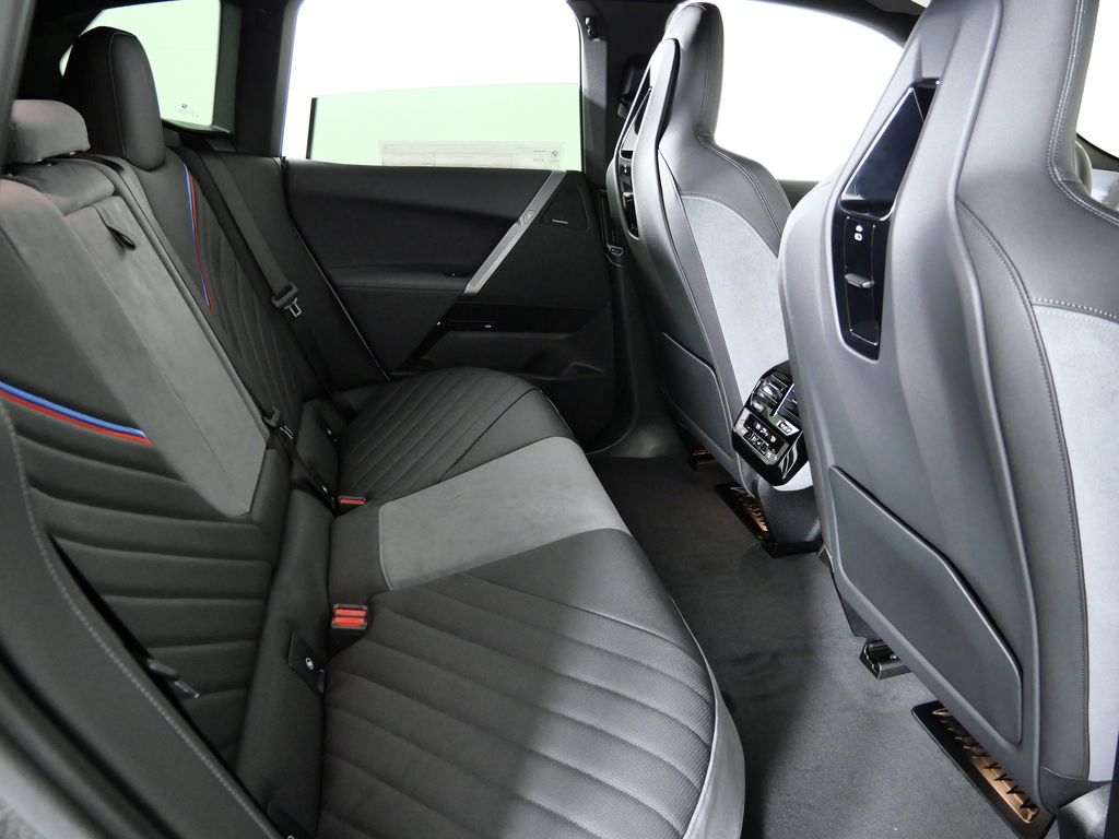 Thumbnail: 2026 BMW iX - 25