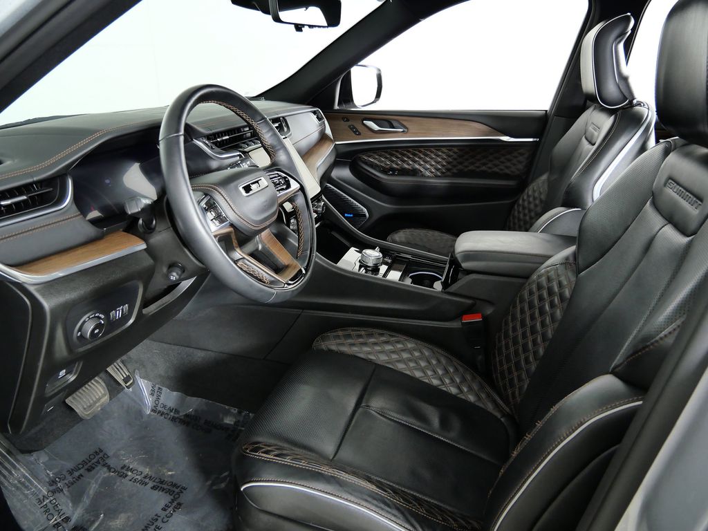 Thumbnail: 2023 Jeep Grand Cherokee L - 34