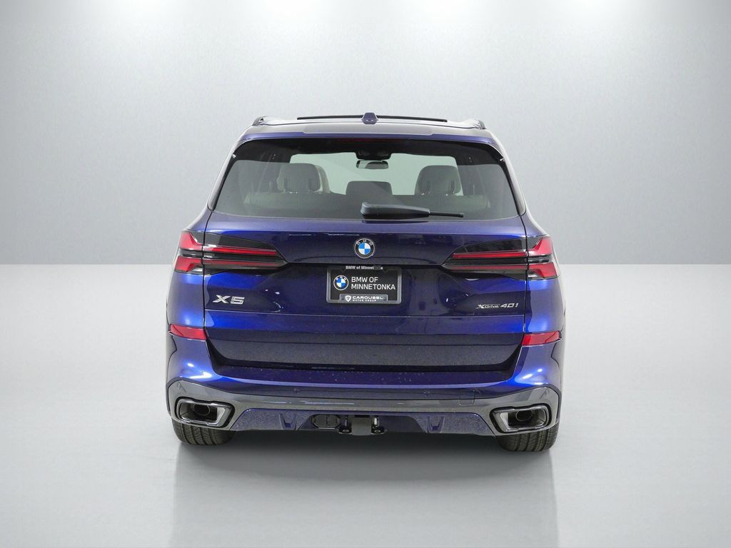 Thumbnail: 2026 BMW X5 - 10