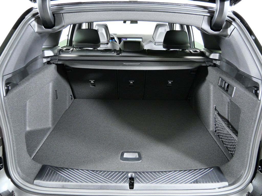 Thumbnail: 2026 BMW X3 - 27