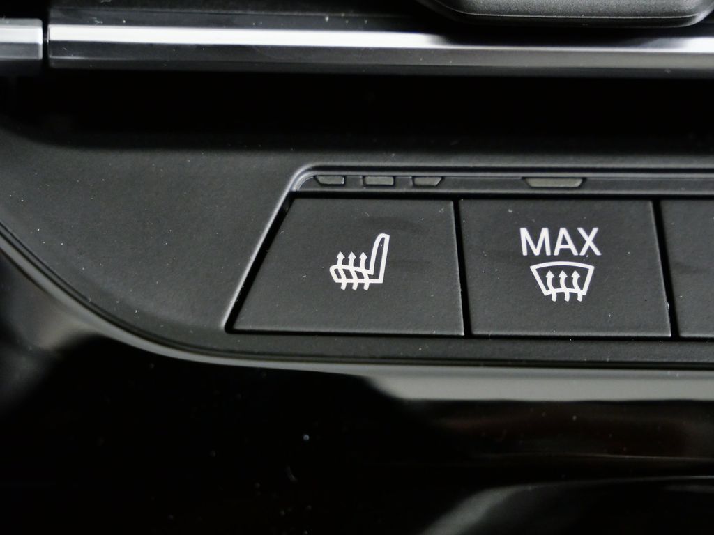 Thumbnail: 2026 BMW Z4 - 47