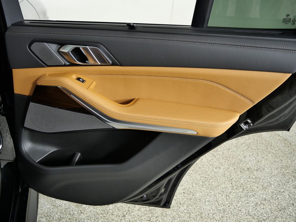 Thumbnail: 2026 BMW X5 - 25