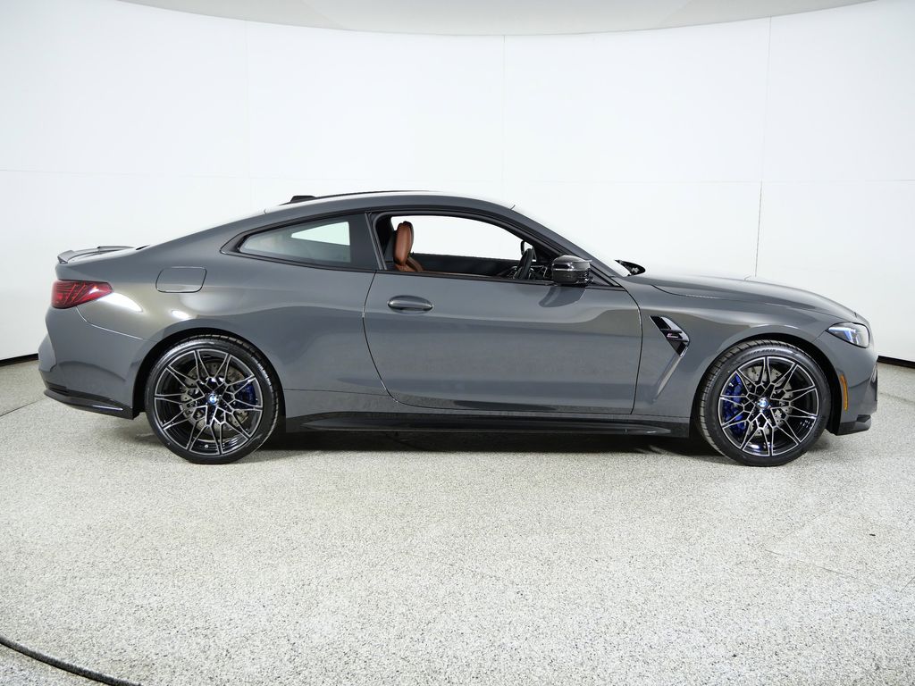 Thumbnail: 2026 BMW M4 - 8