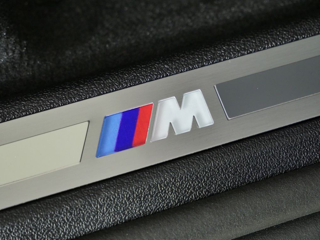 Thumbnail: 2026 BMW X5 - 23