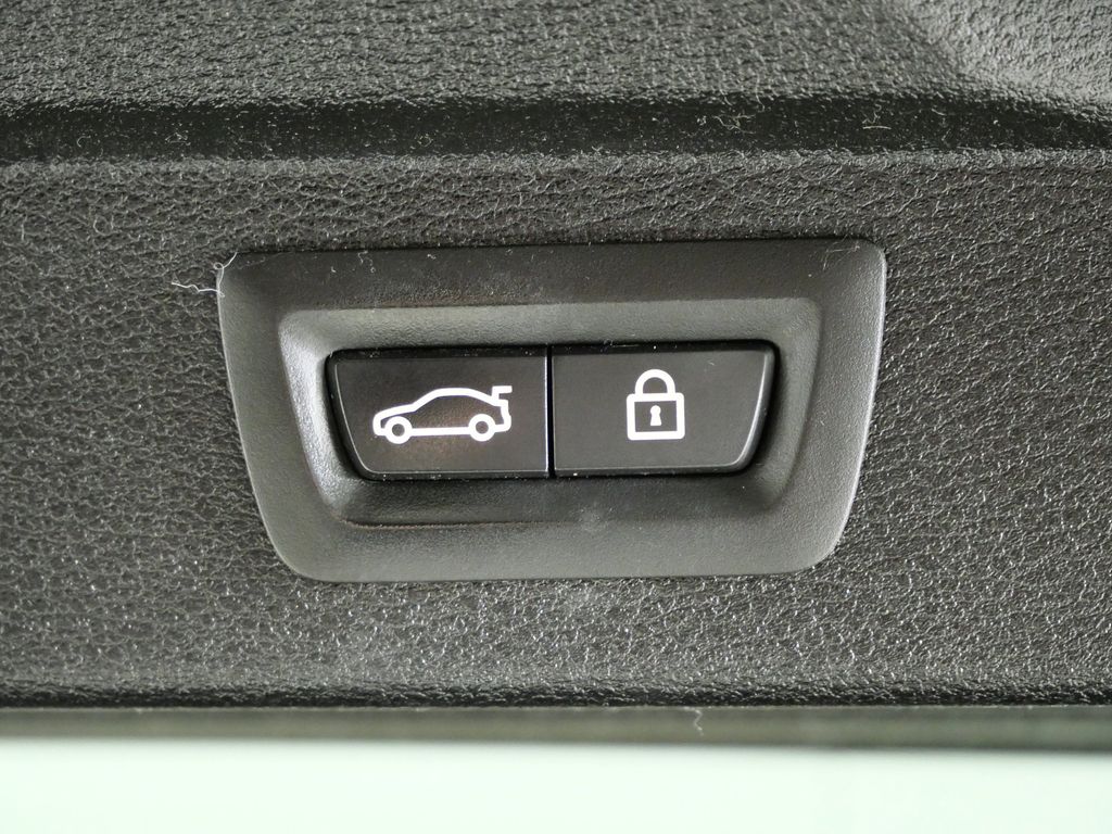 Thumbnail: 2016 BMW X5 - 30