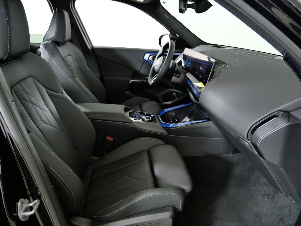 Thumbnail: 2026 BMW X3 - 23