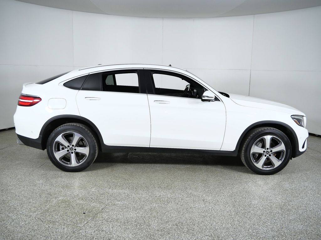 Thumbnail: 2019 Mercedes-Benz GLC - 9