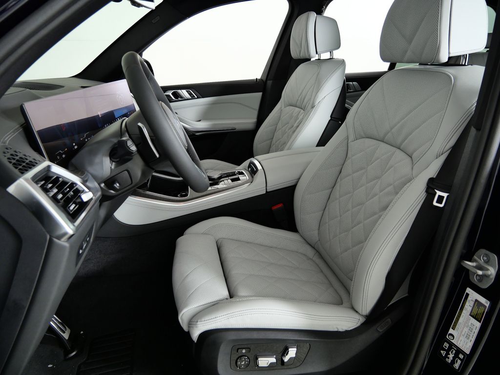 Thumbnail: 2026 BMW X5 - 36