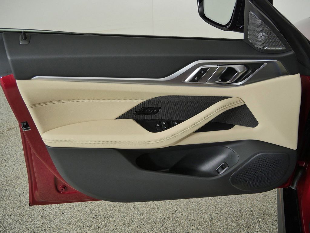 Thumbnail: 2026 BMW i4 - 31