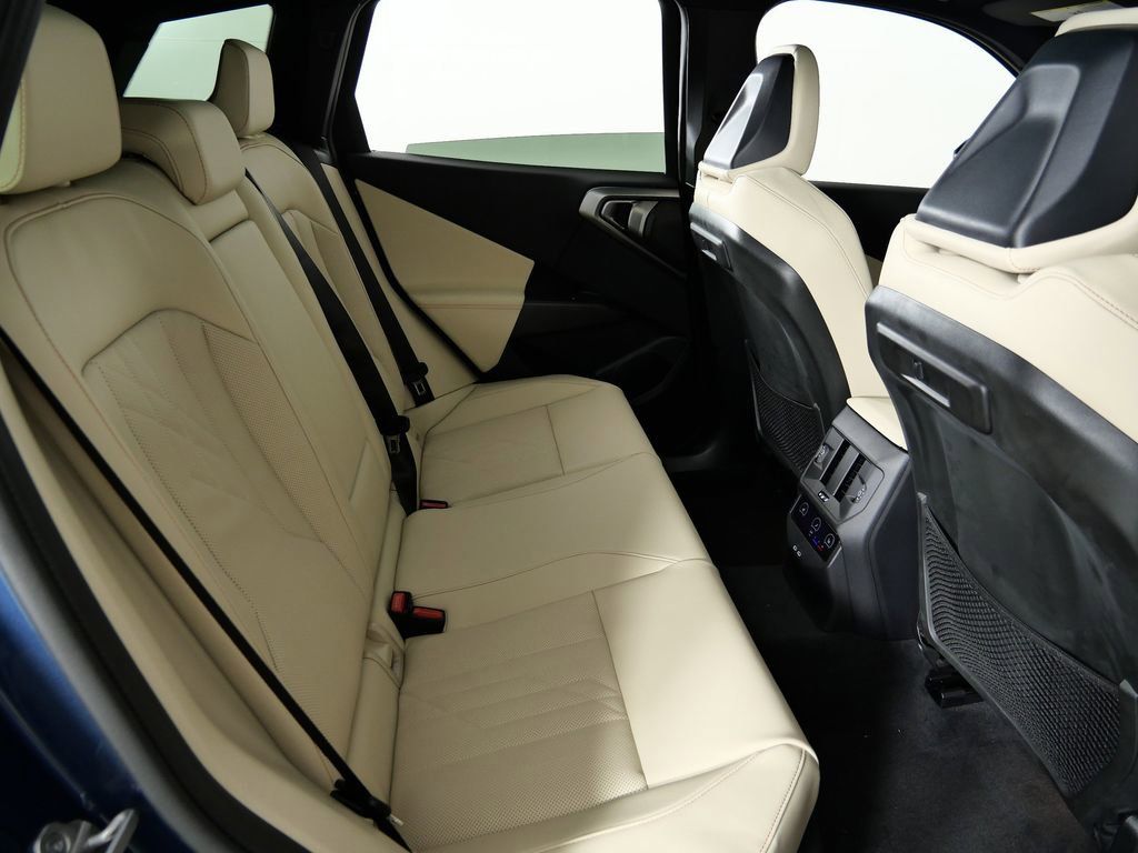 Thumbnail: 2026 BMW X3 - 27