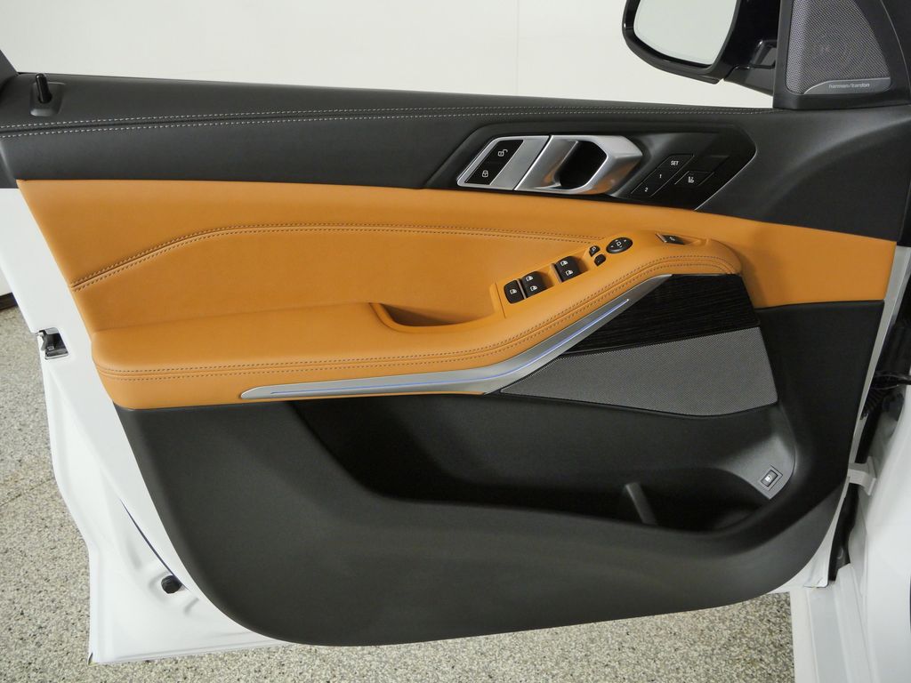 Thumbnail: 2026 BMW X5 - 34