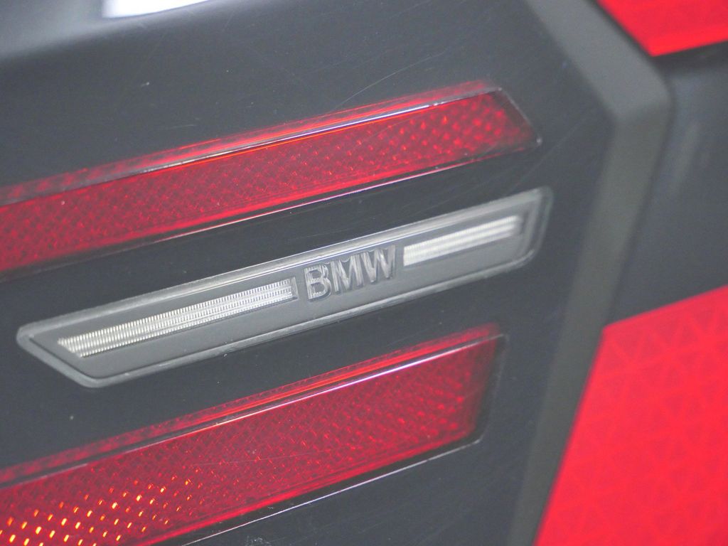 Thumbnail: 2026 BMW X5 - 18