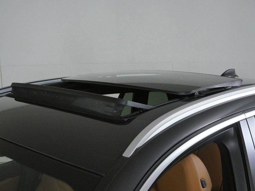 Thumbnail: 2024 BMW X3 - 21