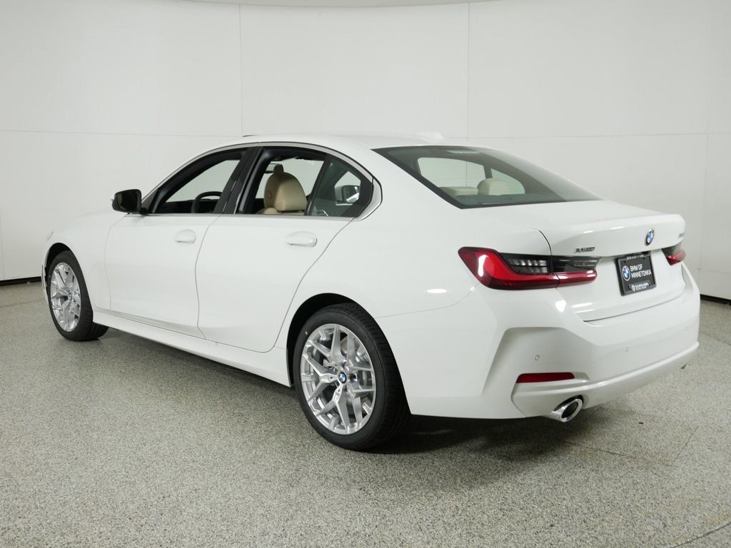 Thumbnail: 2025 BMW 3 Series - 15